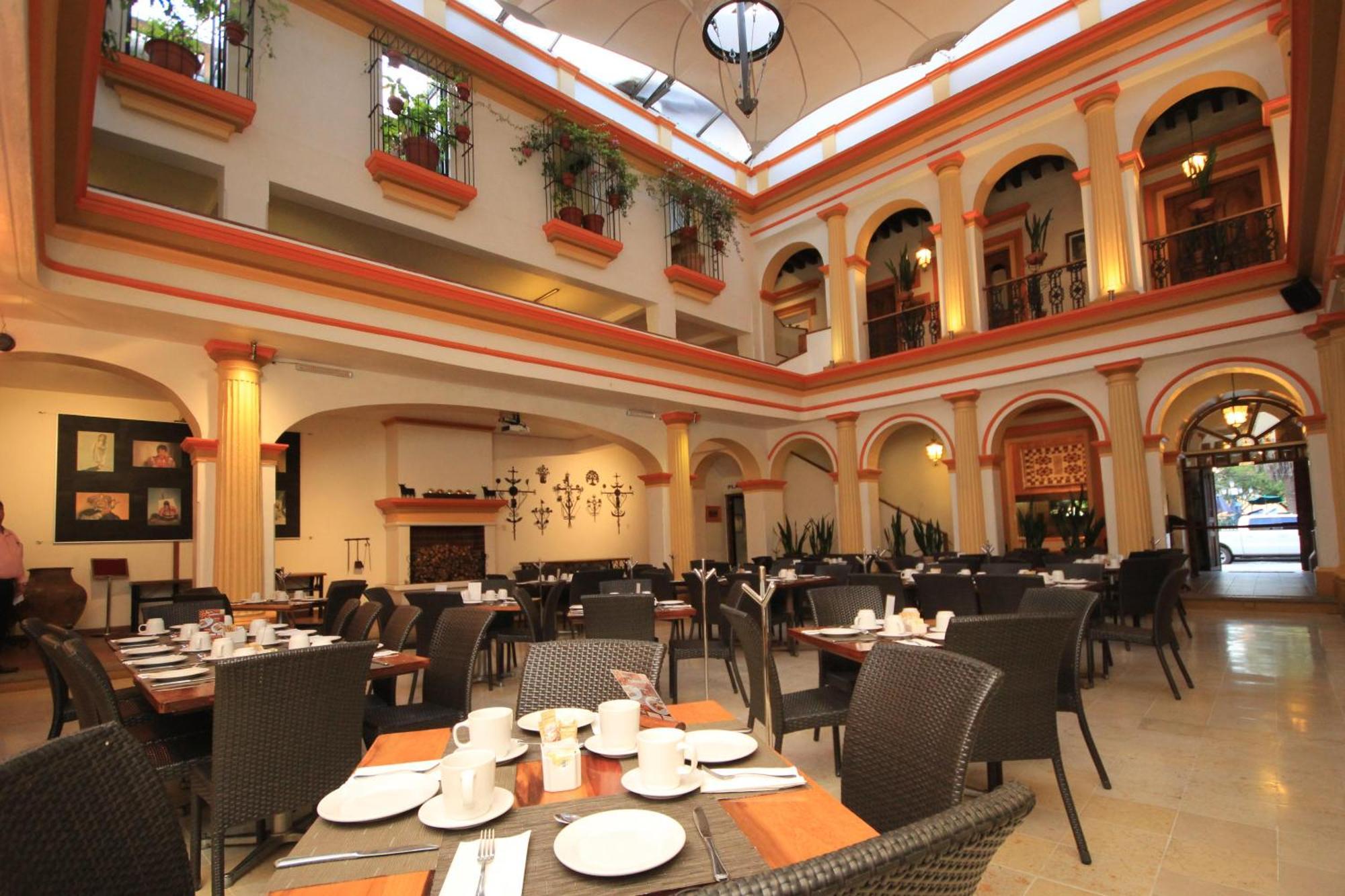 Hotel Ciudad Real Centro Historico San Cristobal de las Casas Luaran gambar