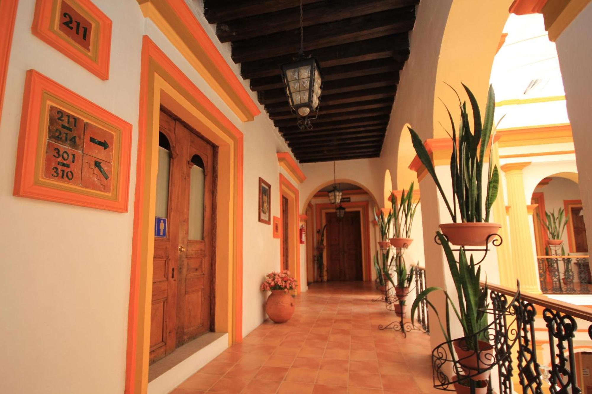 Hotel Ciudad Real Centro Historico San Cristobal de las Casas Luaran gambar